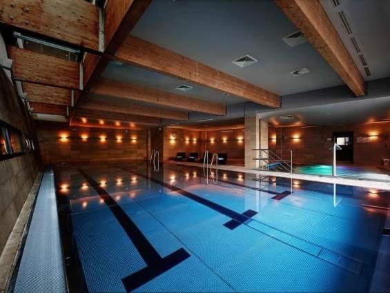 Marine Hotel Apartament Prywatny Studio Widok Na Morze Basen Sauna Jacuzzi 5 Pietro 科沃布热格 外观 照片