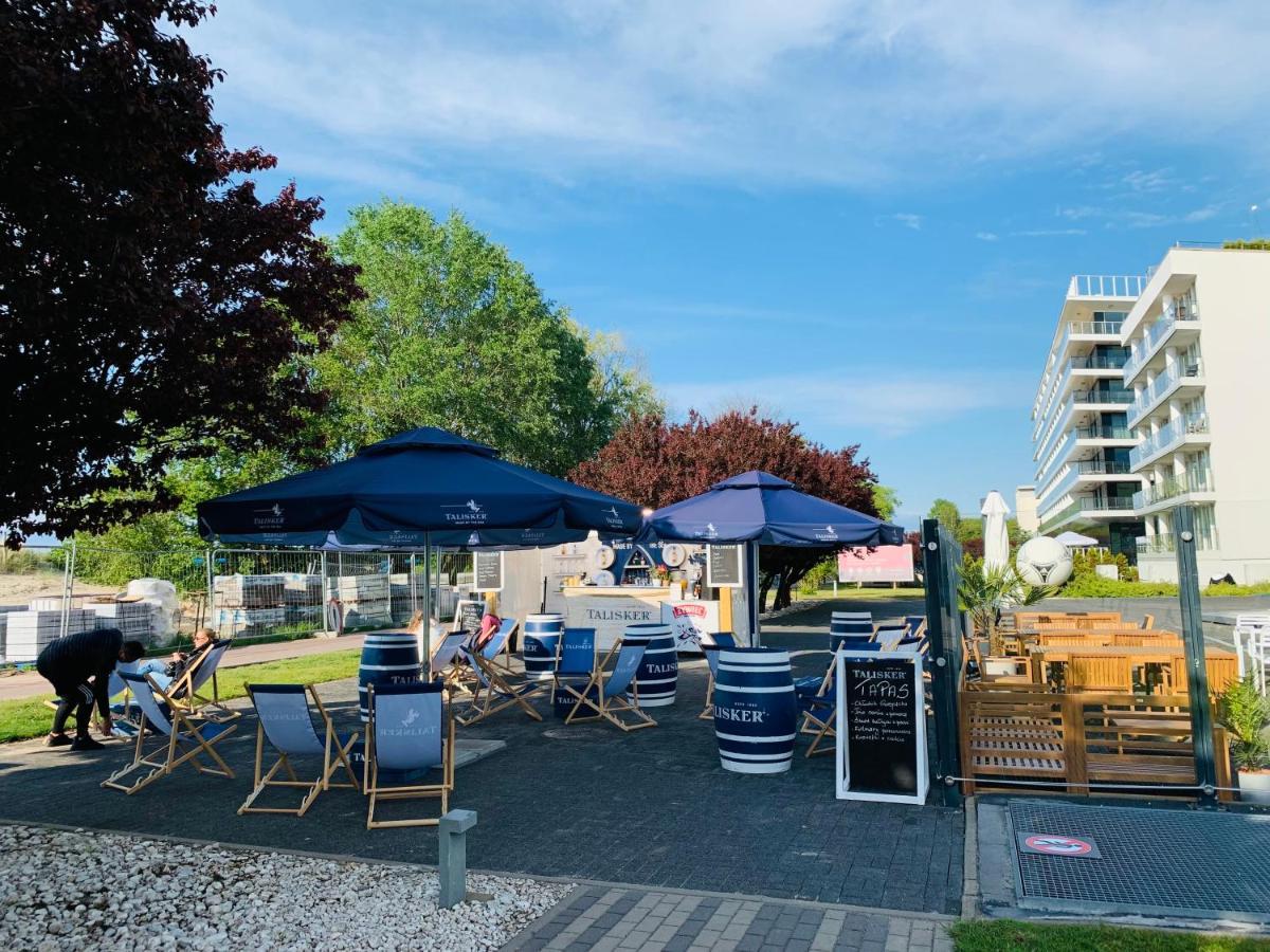Marine Hotel Apartament Prywatny Studio Widok Na Morze Basen Sauna Jacuzzi 5 Pietro 科沃布热格 外观 照片