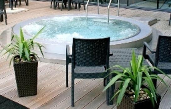 Marine Hotel Apartament Prywatny Studio Widok Na Morze Basen Sauna Jacuzzi 5 Pietro 科沃布热格 外观 照片